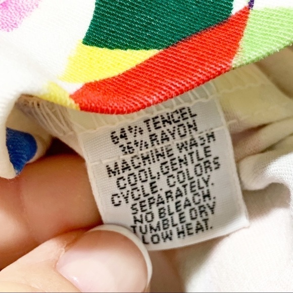 VIA VAI by POLLERO Geometric Print Button Down Top - Picture 5 of 5